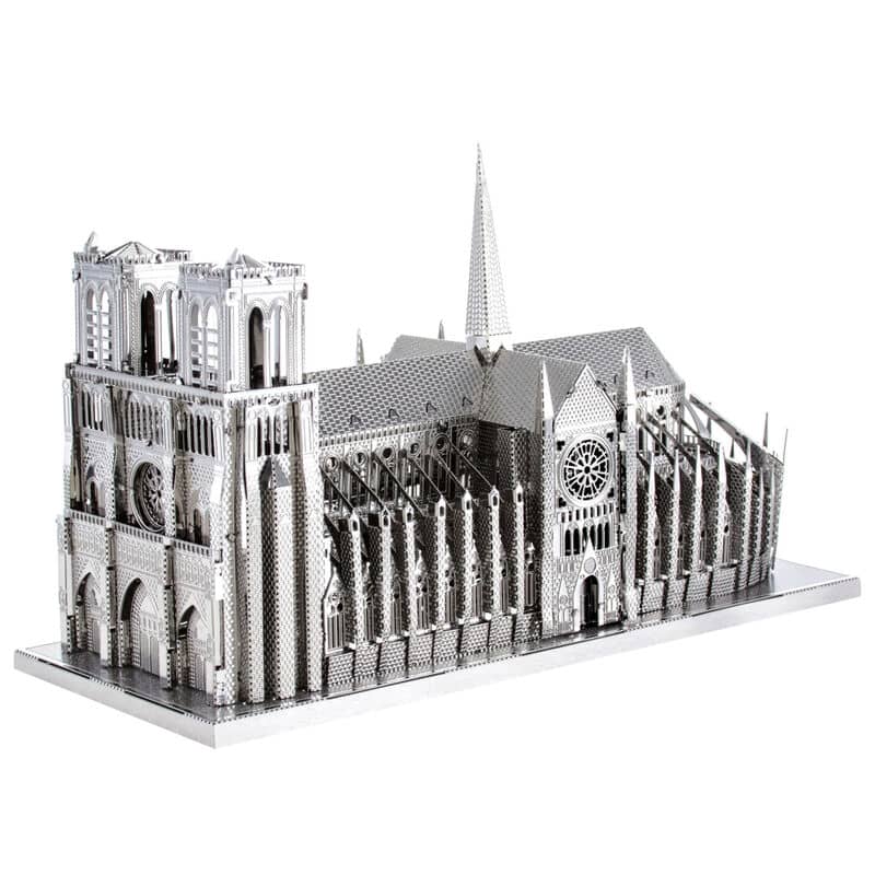 Maqueta metal Notre Dame Metal Earth - Espadas y Más