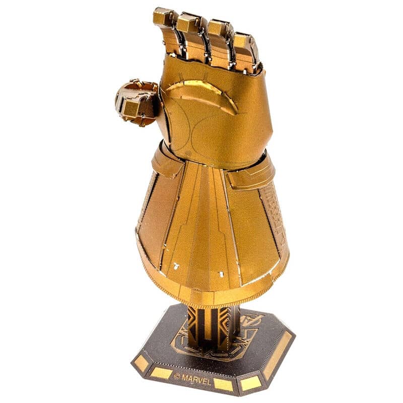 Maqueta metal Guante Infinito Vengadores Avengers Marvel Metal Earth - Espadas y Más
