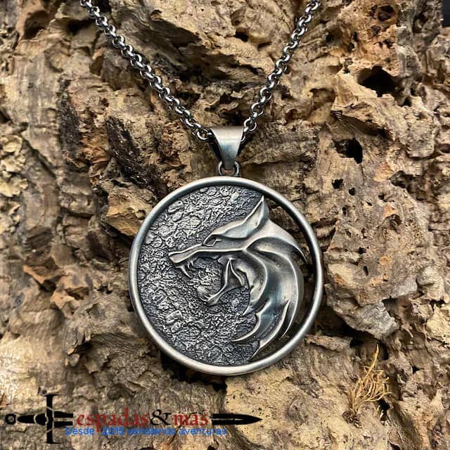 Imagen de Medallón de Brujo - The Witcher Netflix parte de nuestra colección en Espadas y más, sitio oficial.