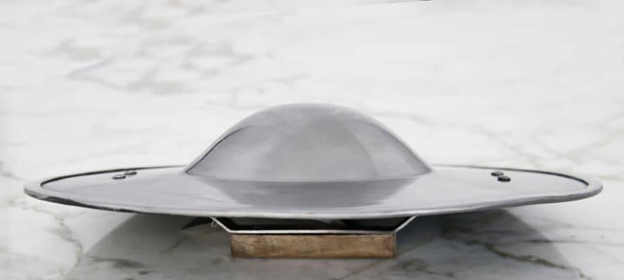 Imagen de Broquel simple 31cm parte de nuestra colección en Espadas y más, sitio oficial.