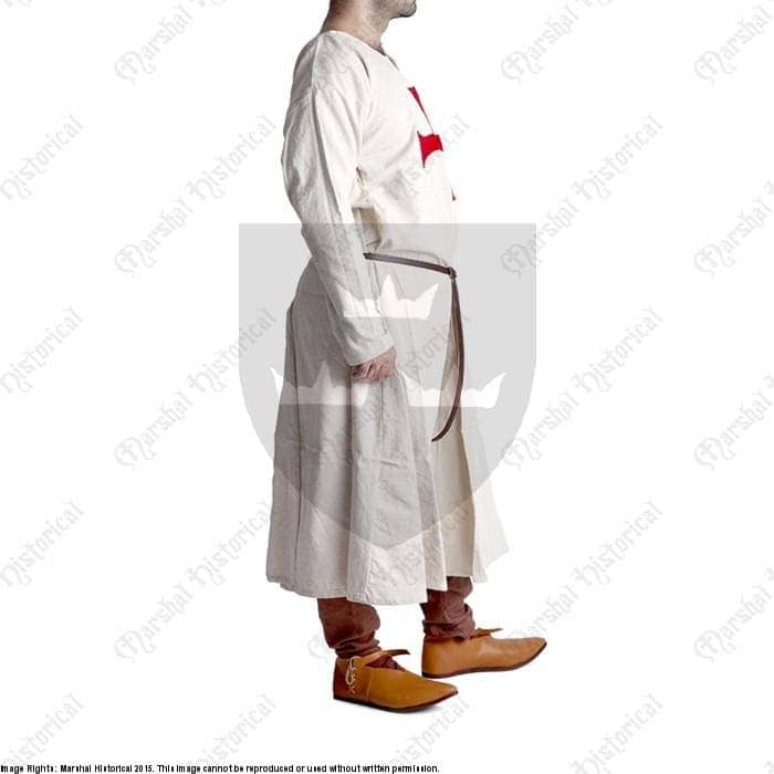 Imagen de Túnica templaria parte de nuestra colección en Espadas y más, sitio oficial.