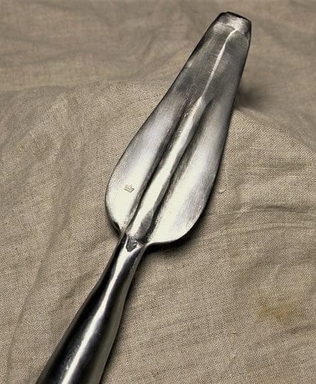 Imagen de Punta de lanza azcona 23cm parte de nuestra colección en Espadas y más, sitio oficial.