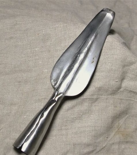 Imagen de Punta de lanza azcona 23cm parte de nuestra colección en Espadas y más, sitio oficial.