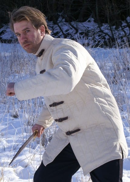 ULF-CL-04N Gambeson con hebillas - Espadas y Más