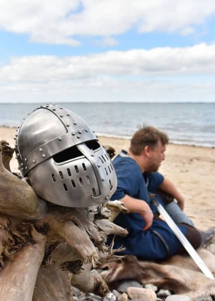 ULF-HM-14 Casco de corchete con placa frontal, 1,6 mm de acero - Espadas y Más