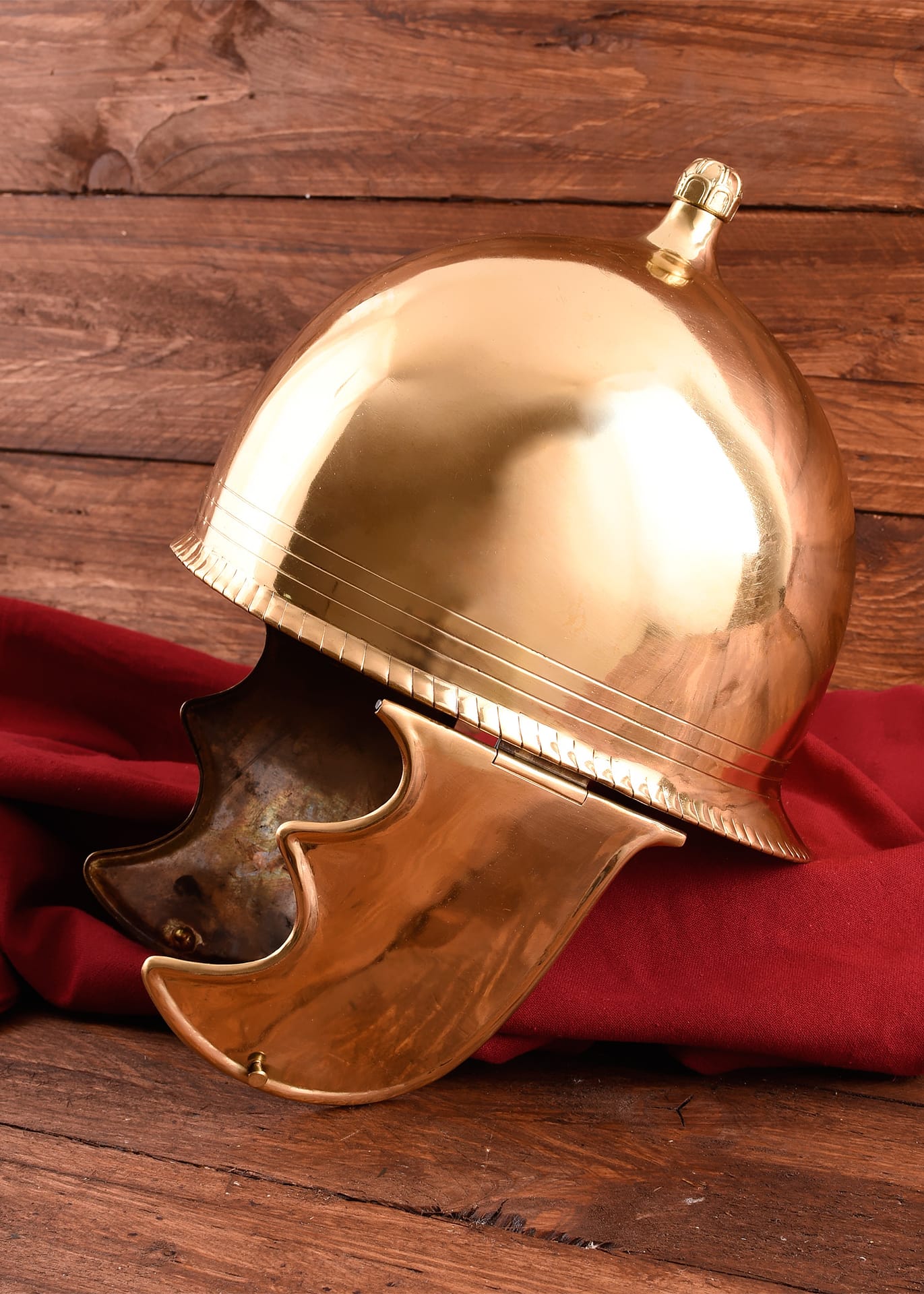 ULF-HM-55-M Casco romano Montefortino latón - Espadas y Más