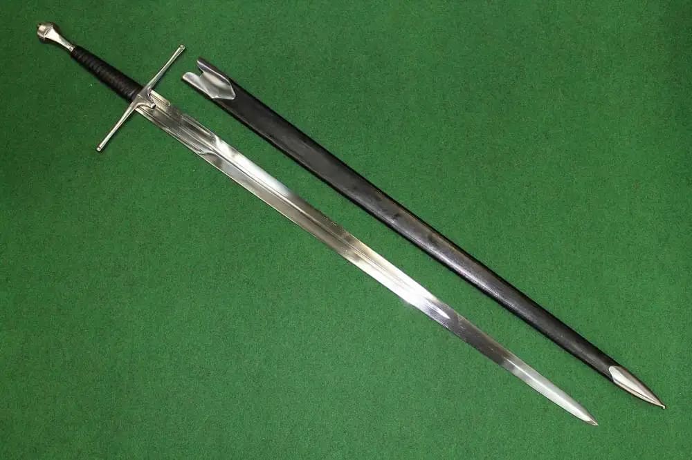 Imagen de Espada De Roven O Mandoble 501895 parte de nuestra colección en Espadas y más, sitio oficial.