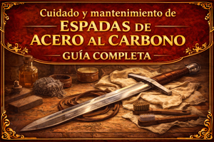 Espada con implementos que podrían servir para limpieza, sobre una mesa de madera y una tela, con el título del artículo