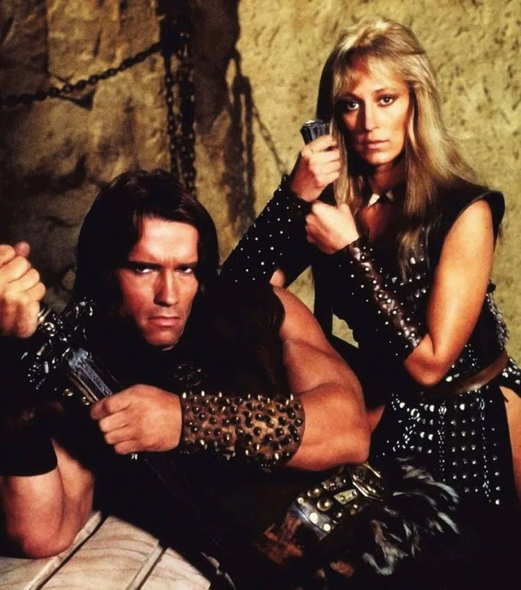 La Espada Atlantean y la espada de Valeria de Conan el Bárbaro