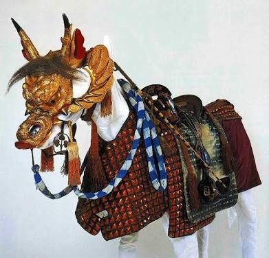 Foto de silla de montar y accesorios de caballos japonéses