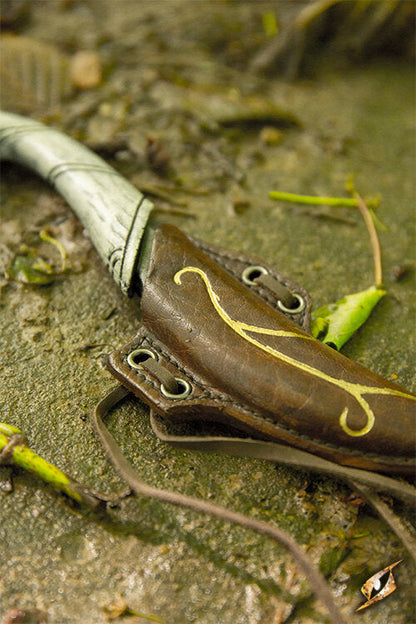 Imagen única de: Cuchillo Arrojadizo Élfico Y Soporte