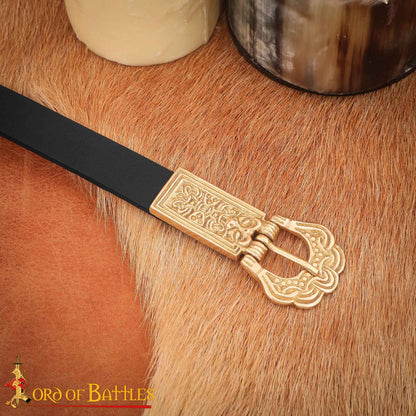Hebilla Medieval de Latón para Cinturón - Accesorio Histórico Grabado - Latón Macizo - Imagen 2