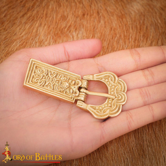 Hebilla Medieval de Latón para Cinturón - Accesorio Histórico Grabado - Latón Macizo - Imagen 1