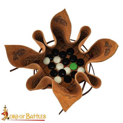 Juego Hnefatafl Vikingo del Siglo X - Edición de Viaje de Cuero Hecho a Mano - Imagen 4