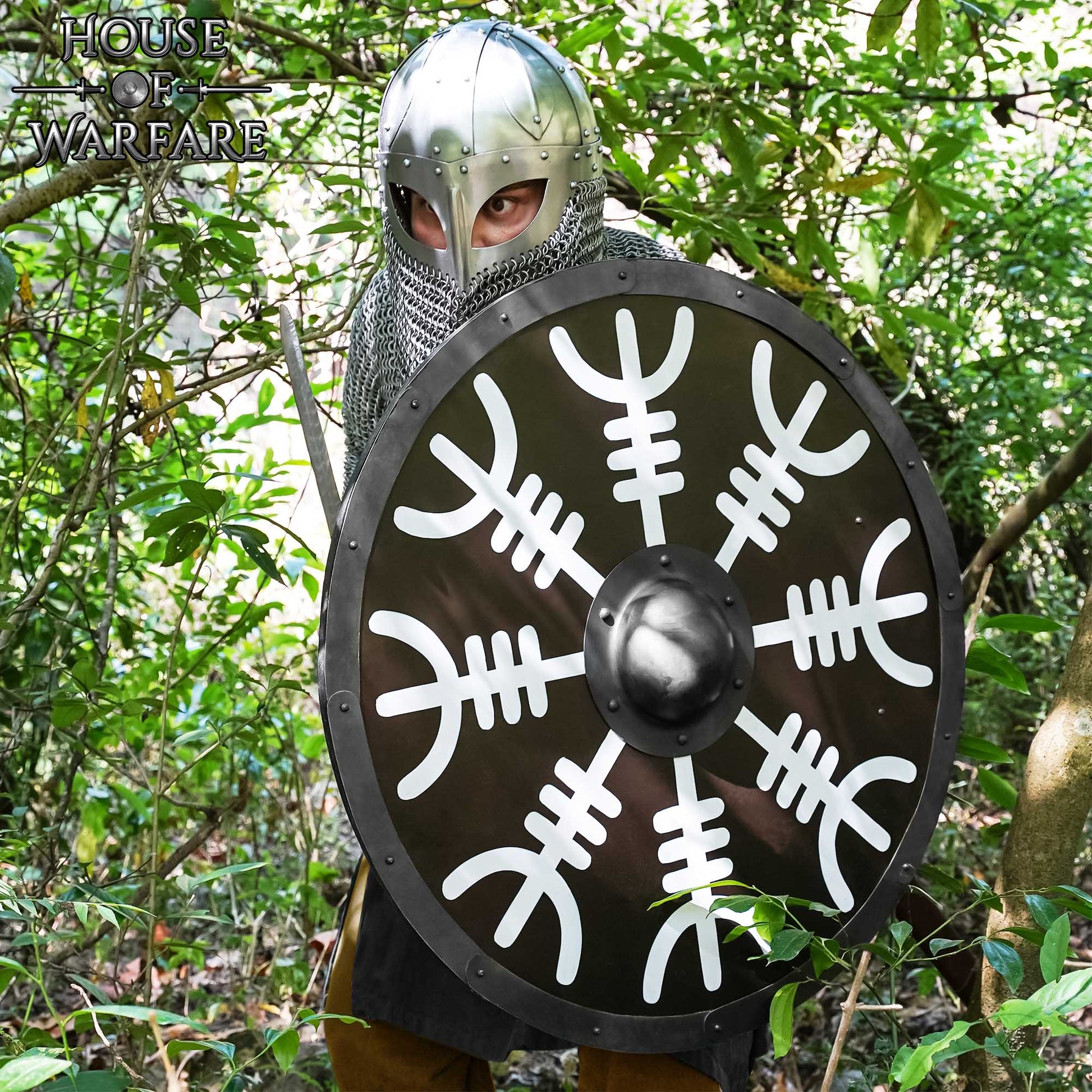Escudo Vikingo de Madera con Yelmo de Pavor Diseño Aegishjalmur -escudo de Batalla Redondo Pintado - Escudo Medieval Funcional - Imagen 2