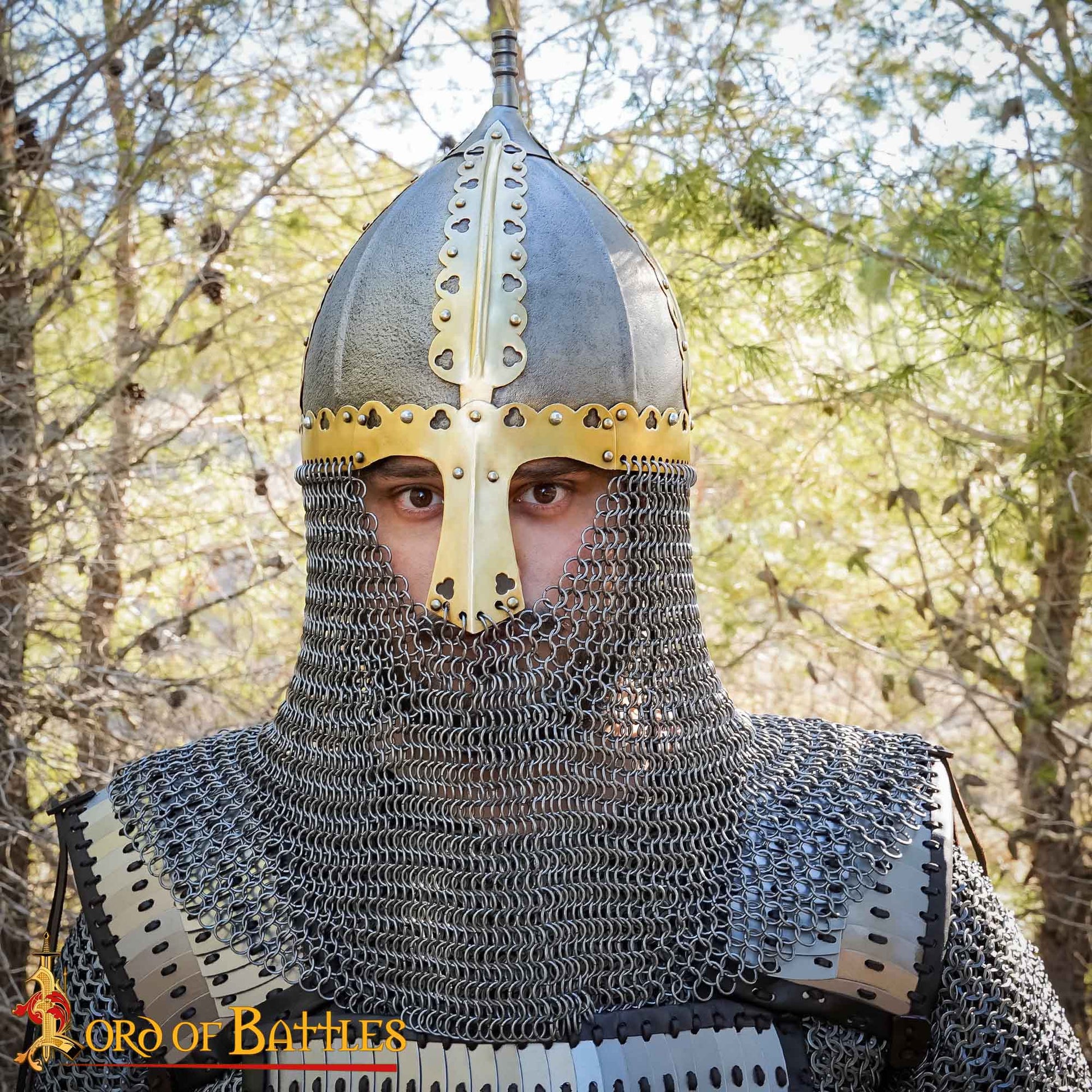 Casco Vikingo-ruso Tipo Ii de Gnezdovo con Coraza de Cota de Malla (siglo X) - Imagen 1