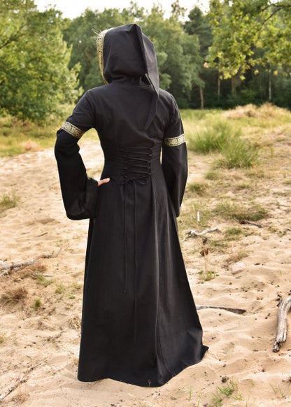 Imagen de 1280010300 Vestido medieval Eleanor con capucha parte de nuestra colección en Espadas y más, sitio oficial.