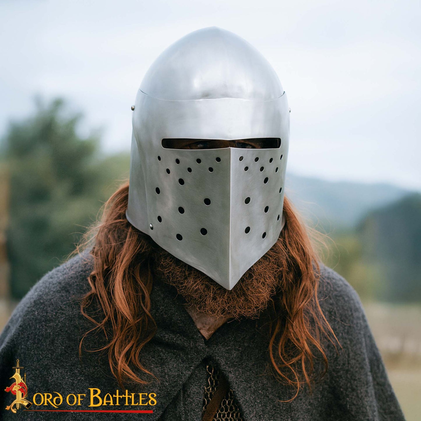 Casco de Caballero Bascinet del Siglo Xiv con Forro Acolchado de Protección - Imagen 2