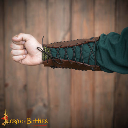 Brazales de Cuero Marrón y Cota de Malla - Guardabrazos Artesanales - Par de Brazaletes Protectores Medievales - Imagen 8