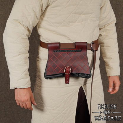 Riñonera Medieval de Cuero - Bolsa Negra y Granate Hecha a Mano con Múltiples Compartimentos Interiores - Imagen 2