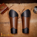 Brazaletes de Cuero Estilo Élfico Hechos a Mano - Par de Guardabrazos Marrón Auténtico - Imagen 1