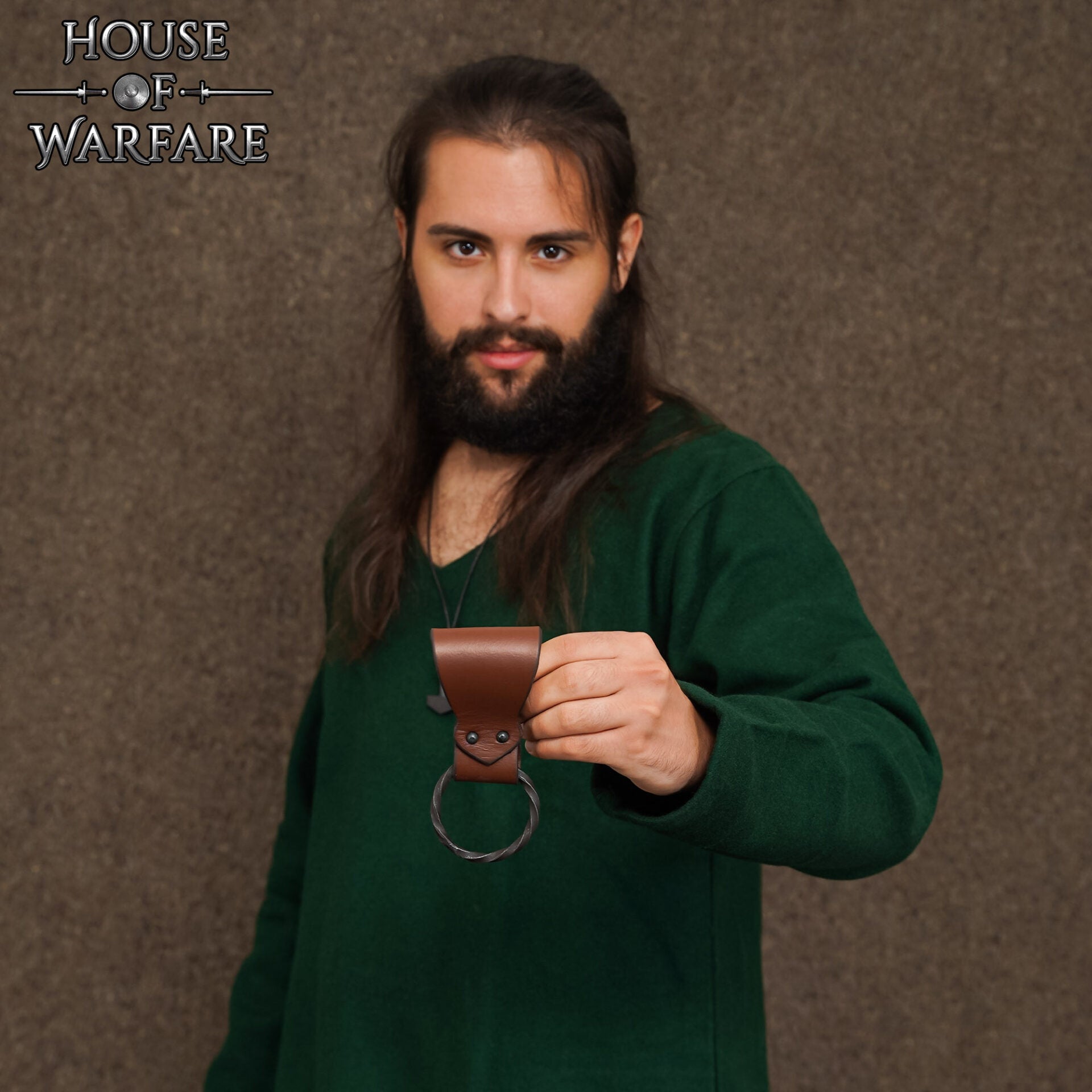 Rana Medieval de Cuero con Anillo de Hierro Torcido Forjado a Mano - Porta Cinturón Marrón para Hachas, Espadas y Herramientas - 6 "x1.5" - Imagen 7