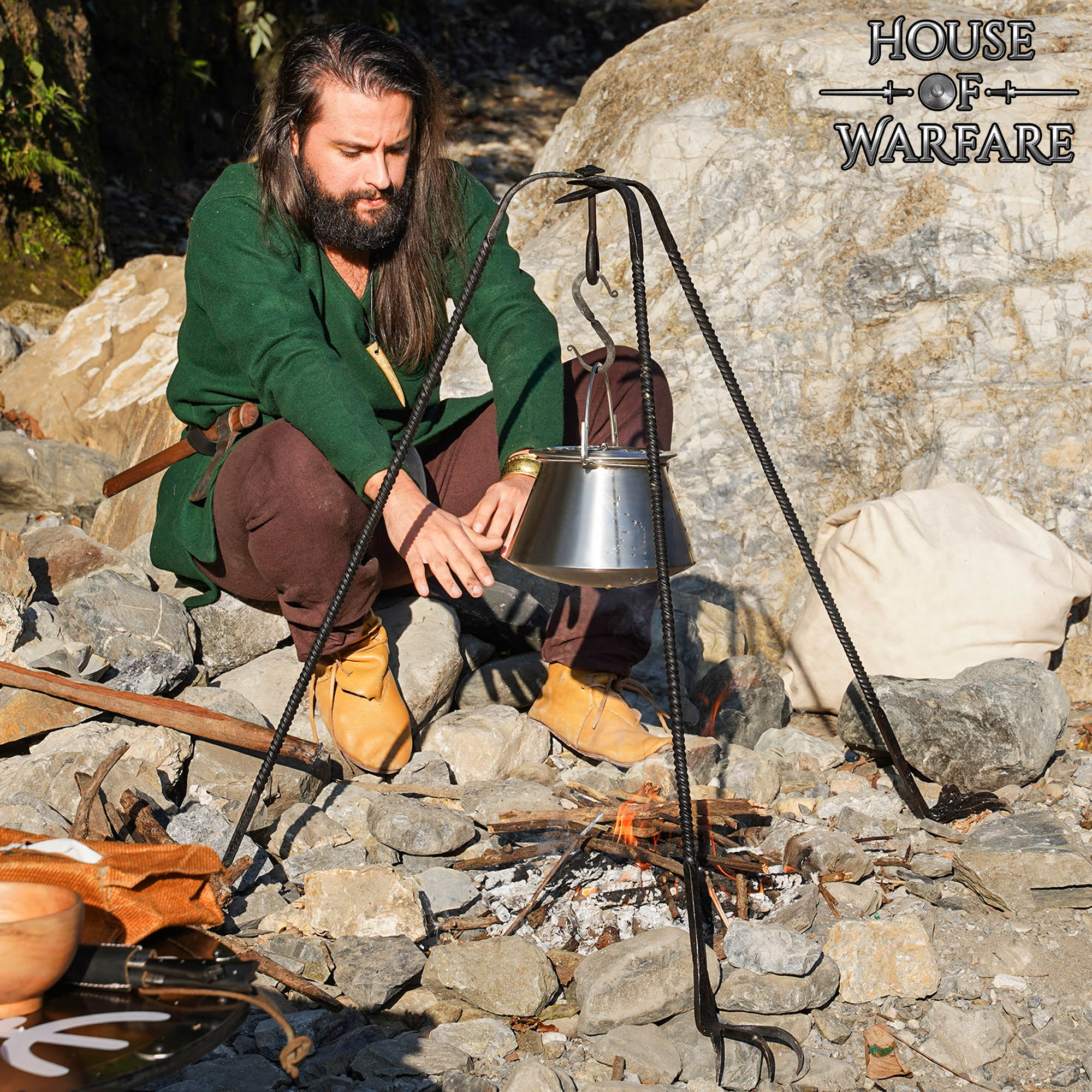 Trípode de Cocina de Hierro Medieval Forjado a Mano - Acabado en Negro Soporte de Hoguera para Cocinar Al Aire Libre - Imagen 2
