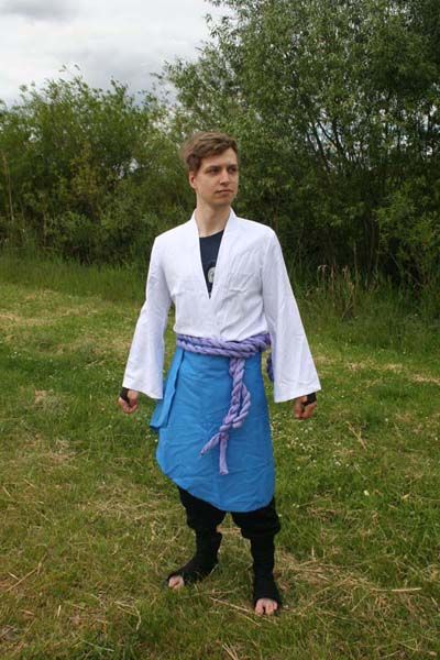 Traje cosplay de "Sasuke Uchicha" da série "Naruto Shippuden"