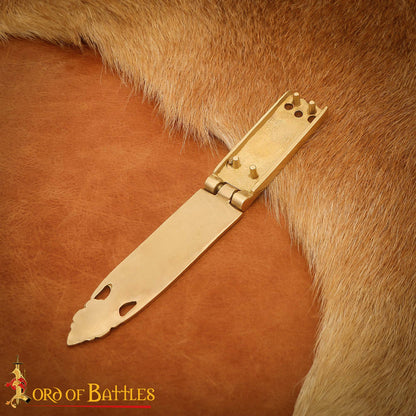 Vaina de Espada Vikinga de Latón - 16,5 Cm Guarnición Grabada con Diseño de Bisagra - Imagen 6