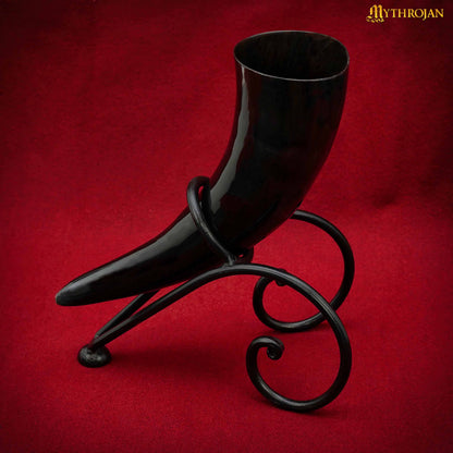 Mythrojan Soporte de Hierro Forjado a Mano para Cuerno de Cerveza Vikingo - Black Ale Horn Stand - Imagen 9