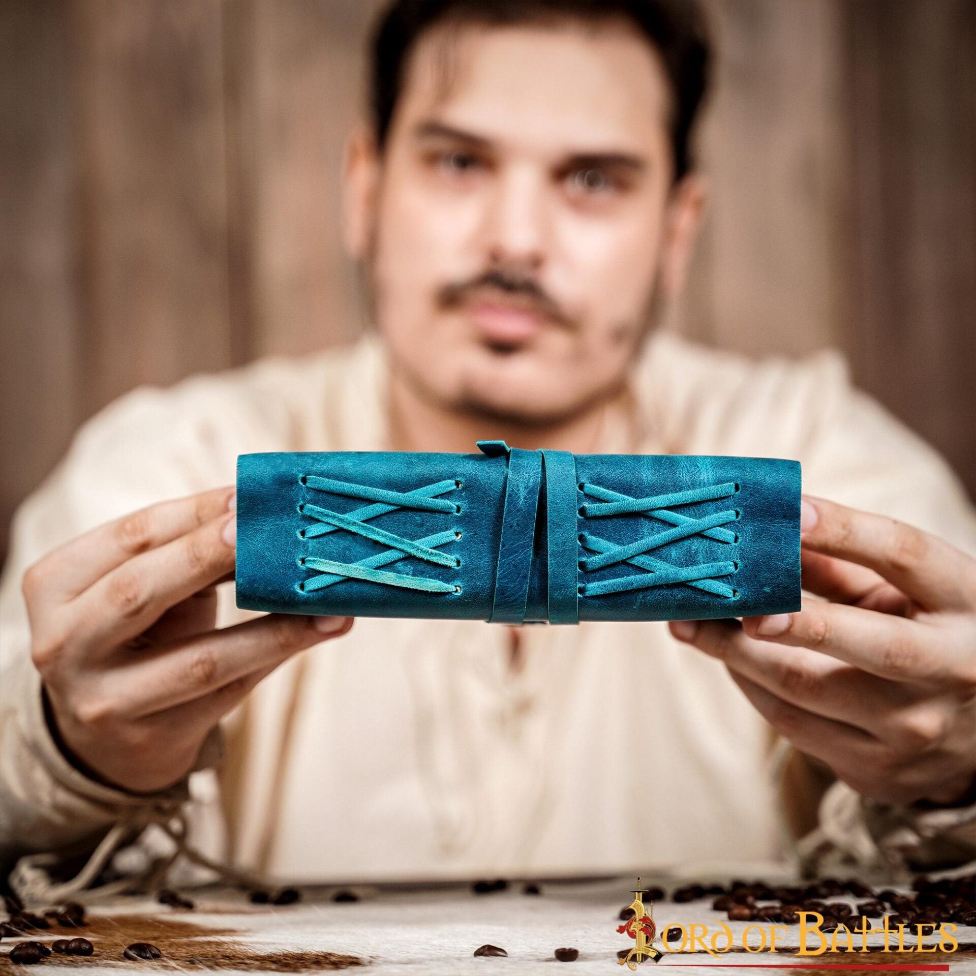 Diario Medieval de Piel Auténtica Hecho a Mano - Imagen 6