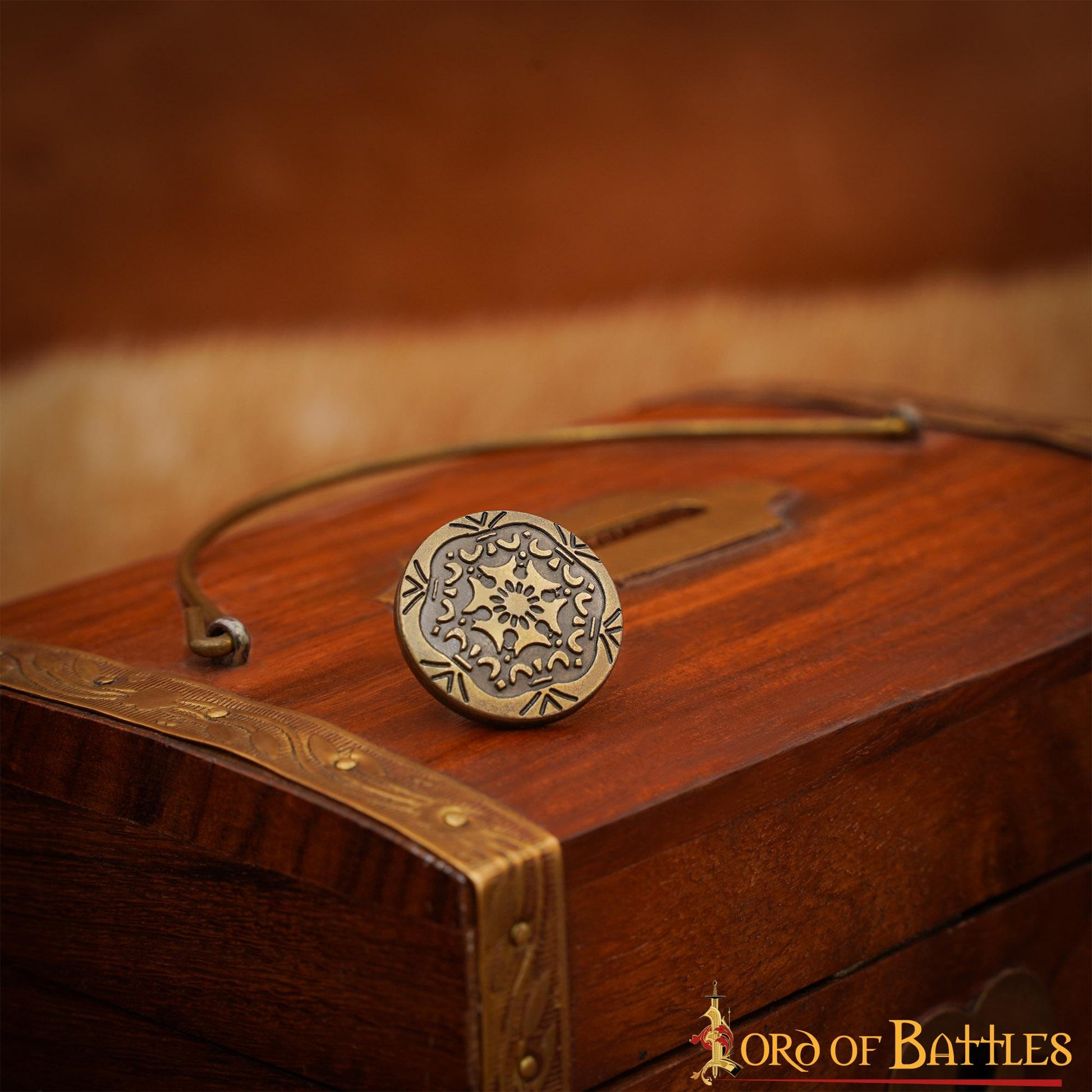 Botón Decorativo de Latón con Motivo Floral Medieval - Cierre Trasero de Remache - Imagen 13