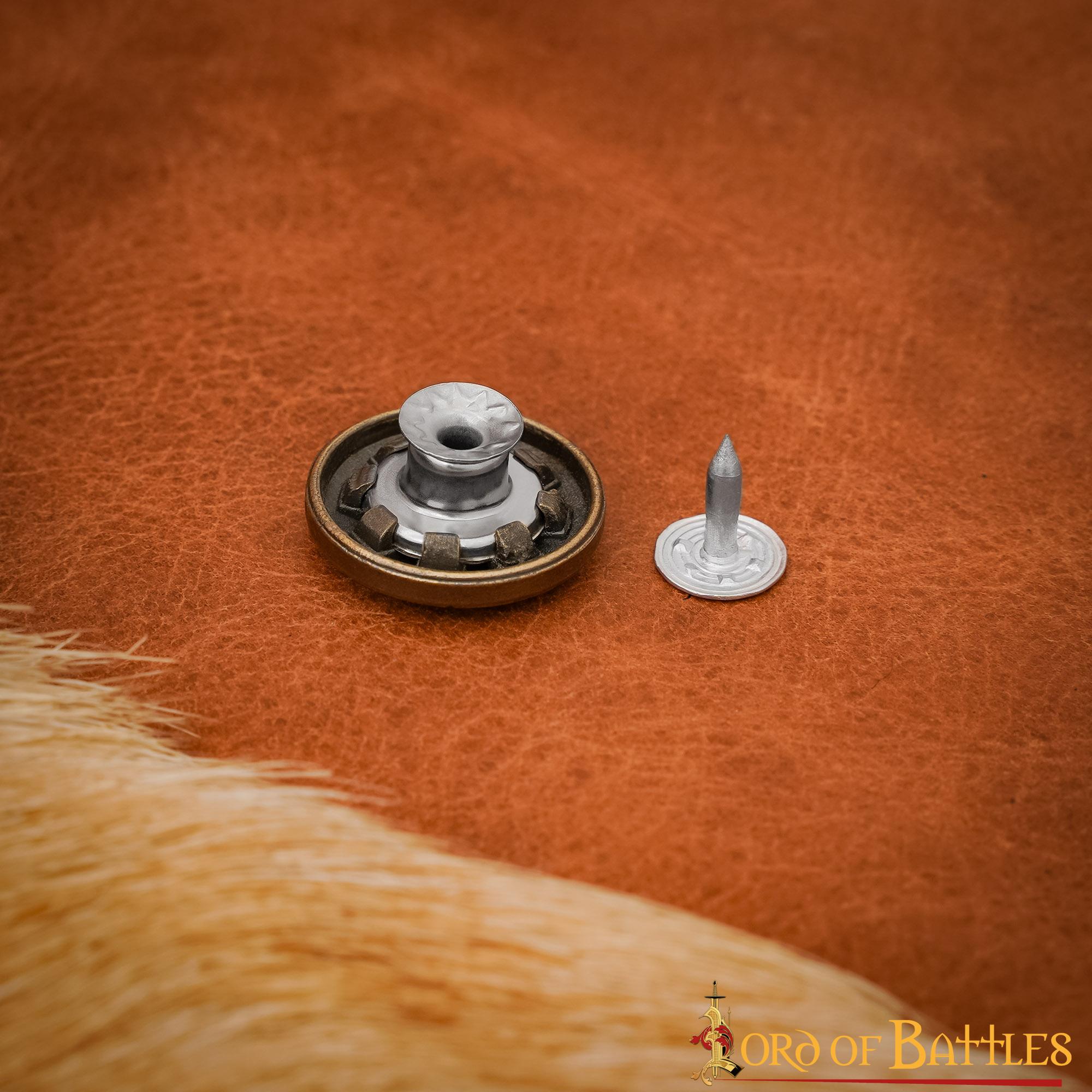 Botón Decorativo de Latón con Motivo Floral Medieval - Cierre Trasero de Remache - Imagen 11