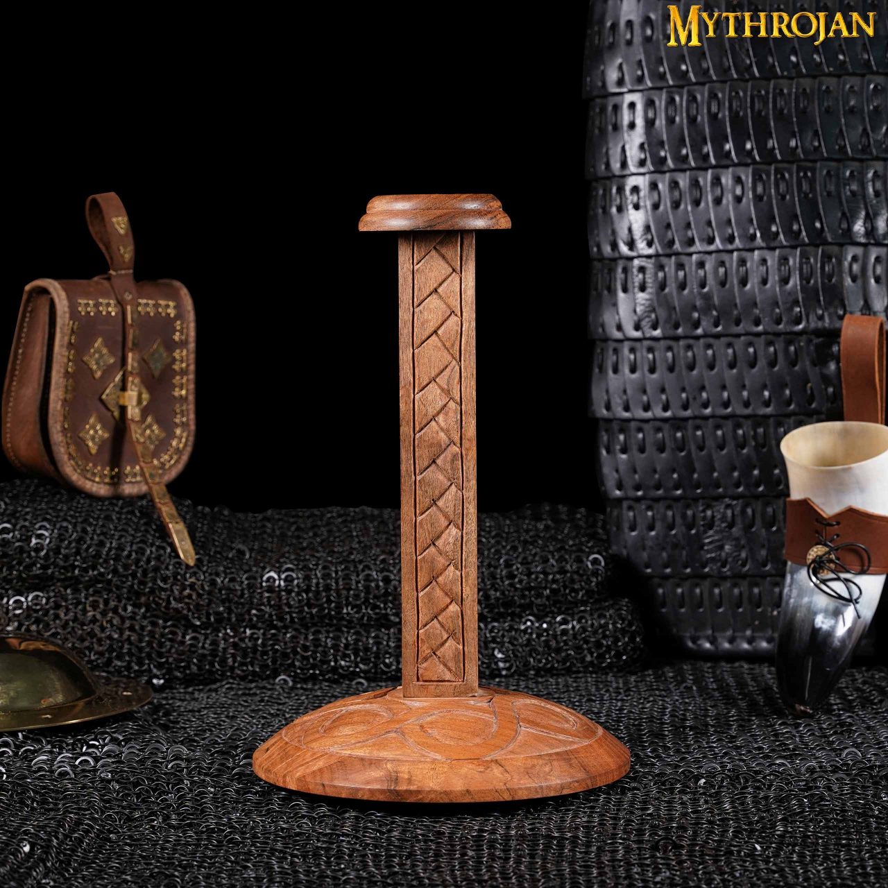 Soporte de Casco de Madera Mythrojan : Altura : 15". - Imagen 6