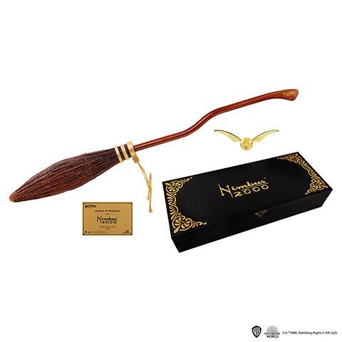 Réplica de la escoba Nimbus 2000 - Espadas y Más