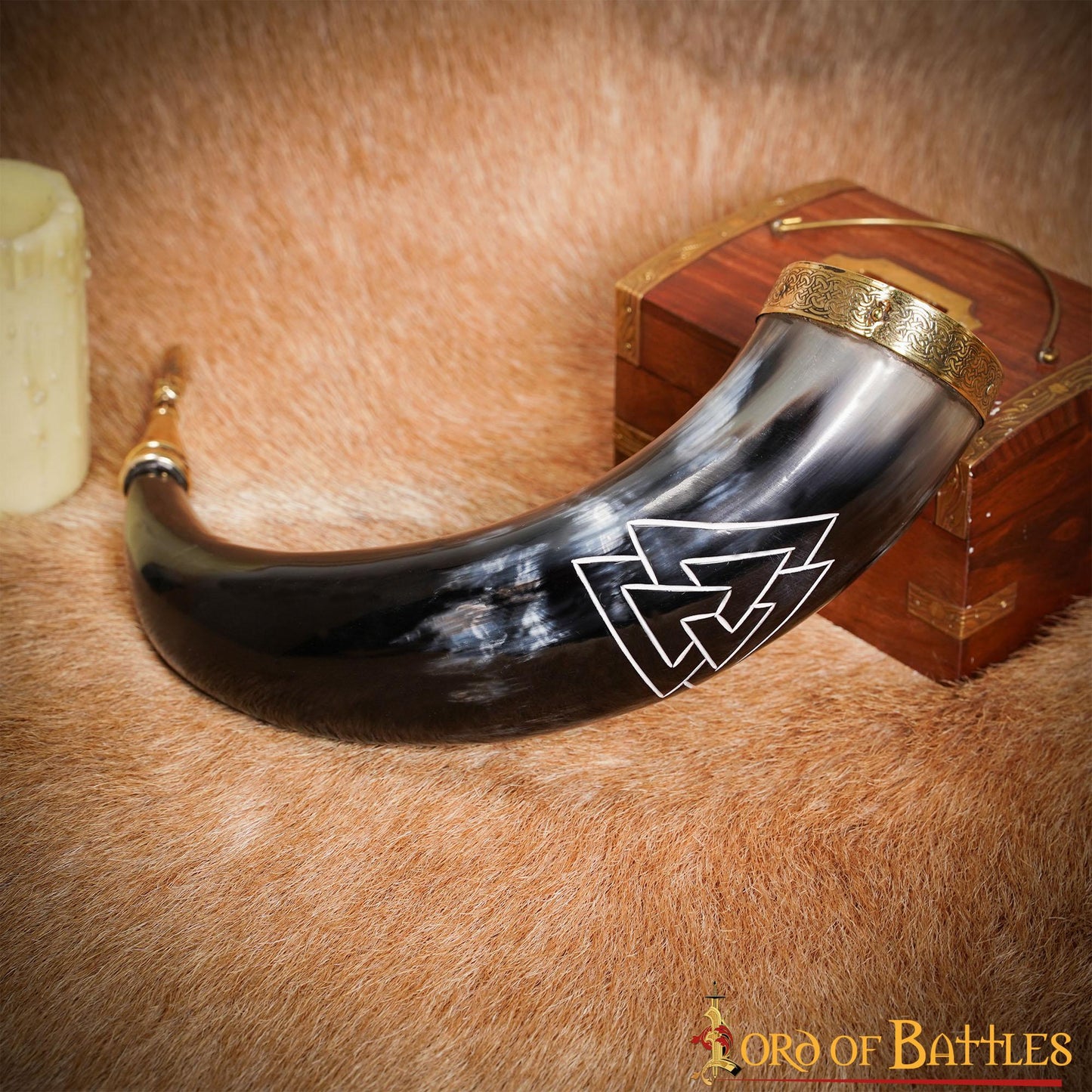 Cuerno para Beber Vikingo con Grabado Valknut - Cuerno de Buey Natural Pulido con Borde y Punta de Latón - Imagen 16