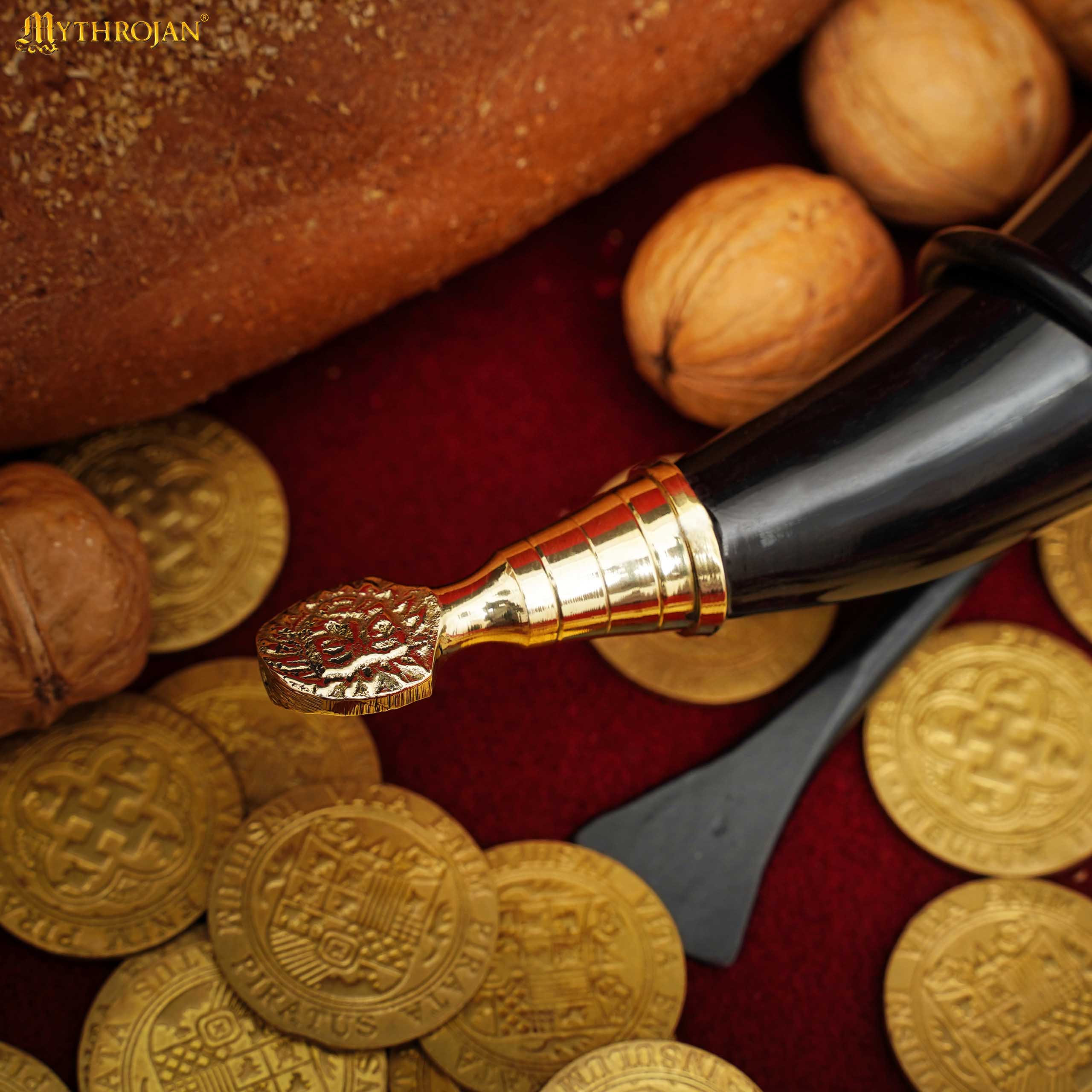 Mythrojan The Bird Of Prey Viking Drinking Horn 350 Ml con Soporte de Cuero Negro Auténtica Jarra de Vino/cerveza Vikinga de Inspiración Medieval - Acabado Pulido - Imagen 4