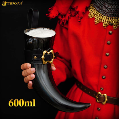 Mythrojan The Loyal Soldier - Vikingo Cuerno para Beber con Soporte de Cuero Negro Auténtica Jarra de Vino / Cabeza Vikinga de Inspiración Medieval - Acabado Pulido - 400ml - Imagen 4