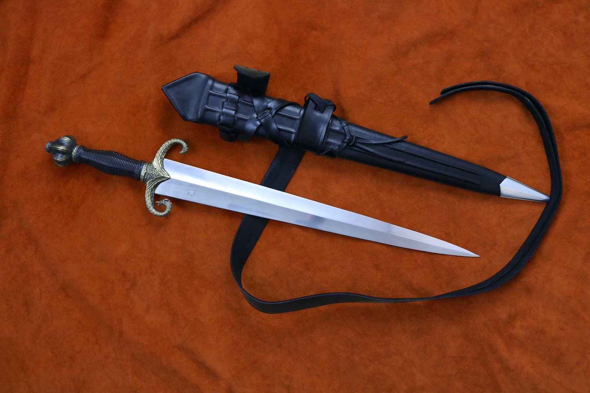 Espada Madre de Dragones de Daenerys Targaryen Juego de Tronos - Espadas y Más.