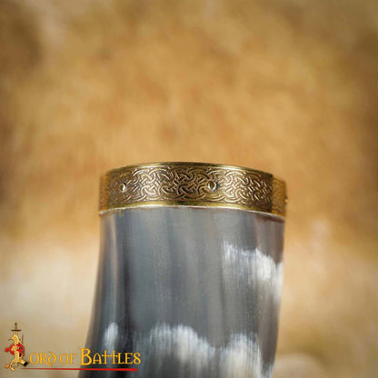 Cuerno para Beber Vikingo Medieval de 300 - 400 Ml con Accesorios de Latón Hecho a Mano con Auténtico Cuerno de Buey - Imagen 8