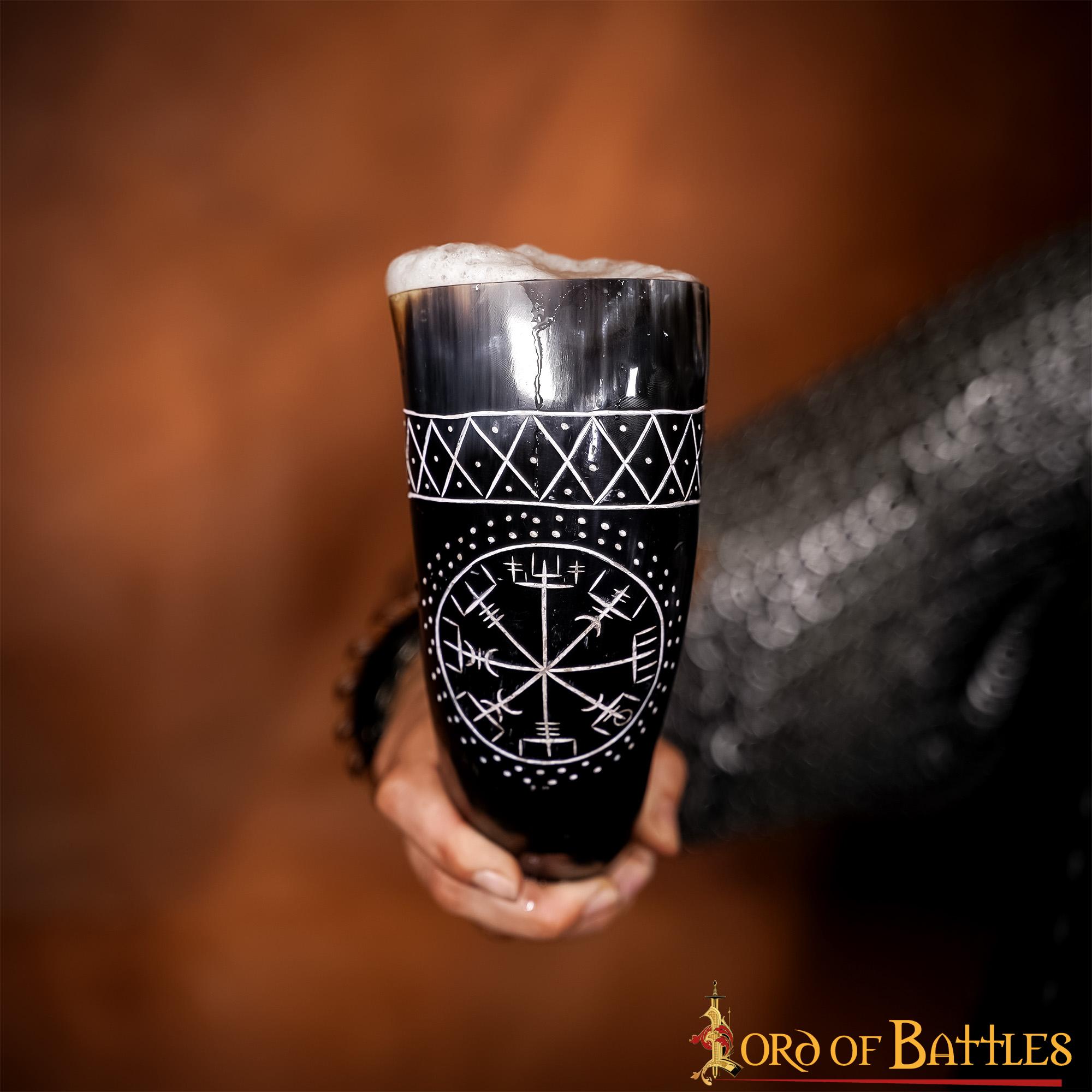 El Cuerno para Beber Vegvisir 400 - 500 Ml Hecho a Mano con Auténtico Cuerno de Buey - Imagen 9
