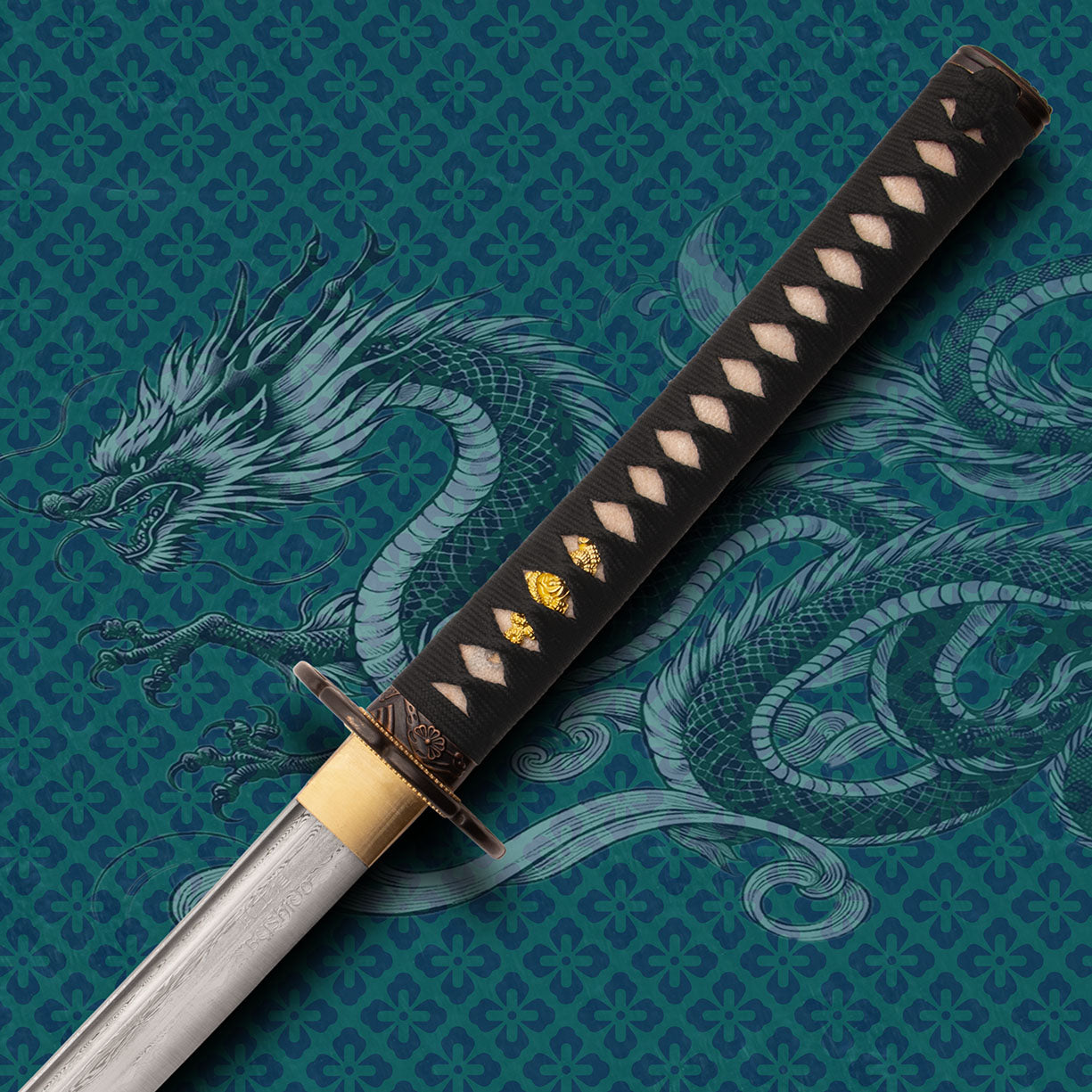 Katana Bushido Kiku No Gyokuza dobrada em aço carbono