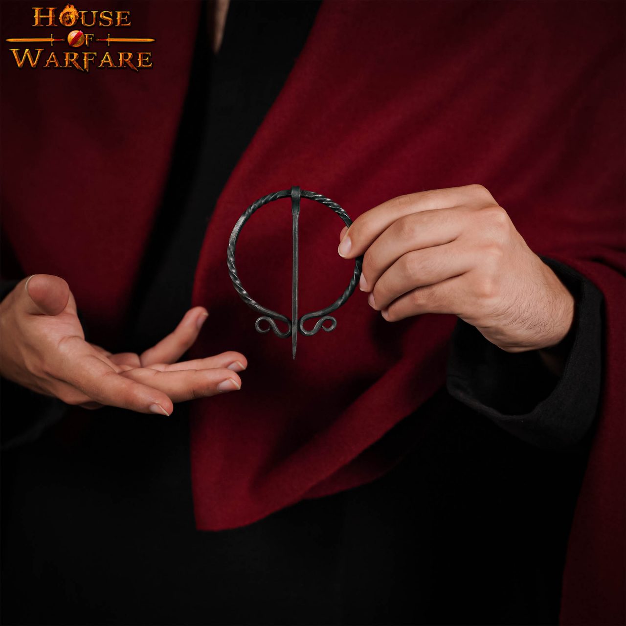 Broche Vikingo de Hierro Forjado a Mano - Alfiler de Capa Medieval - Accesorio de Sujeción Nórdico Auténtico - Imagen 13