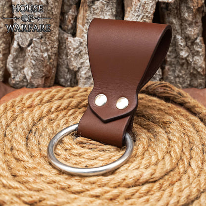 Rana Medieval de Cuero para Hacha con Anilla de Acero - Cinturón Marrón para Hachas y Herramientas - Imagen 16