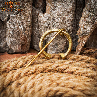Fíbula Penannular Medieval de Latón - Alfiler Pequeño de Capa para Broche de Traje Histórico y Vikingo - Imagen 29