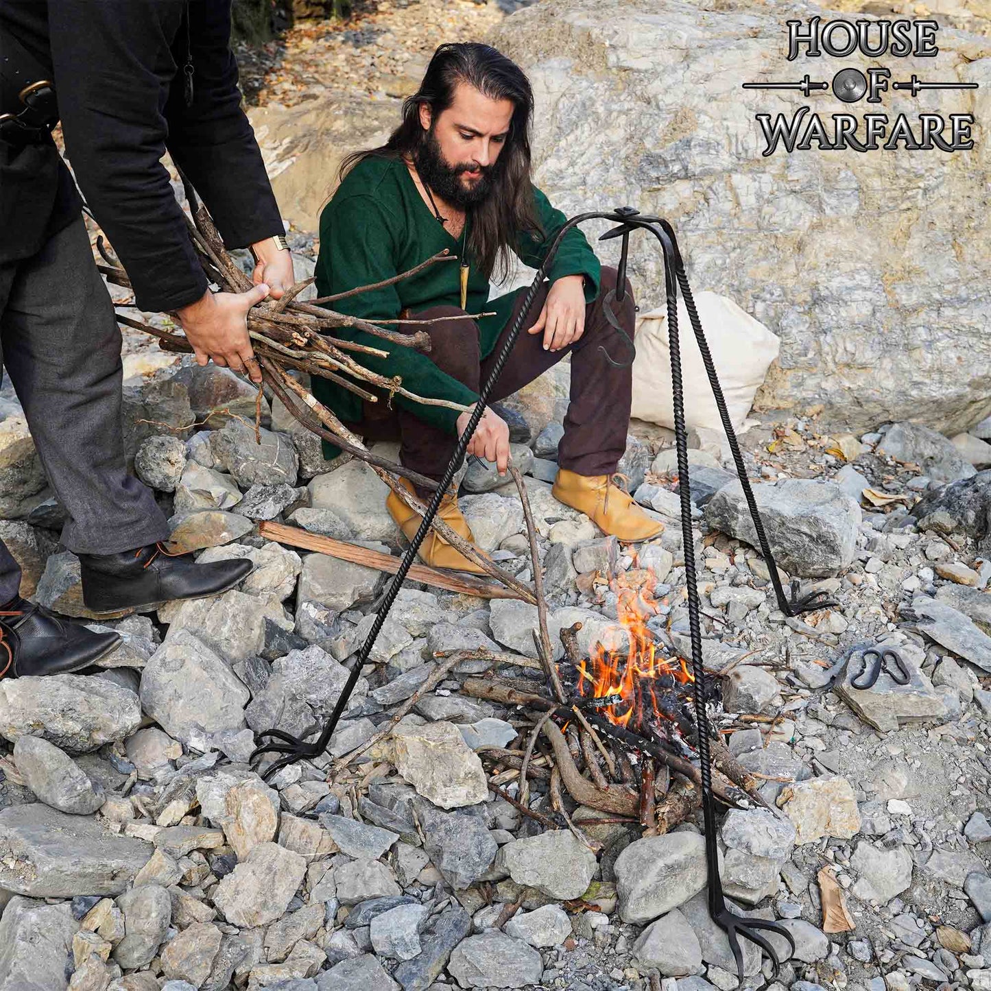 Trípode de Cocina de Hierro Medieval Forjado a Mano - Acabado en Negro Soporte de Hoguera para Cocinar Al Aire Libre - Imagen 11