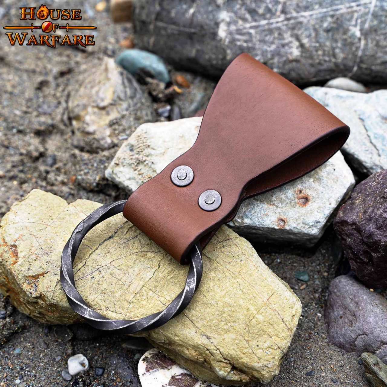 Rana Medieval de Cuero con Anillo de Hierro Torcido Forjado a Mano - Porta Cinturón Marrón para Hachas, Espadas y Herramientas - 6 "x1.5" - Imagen 16