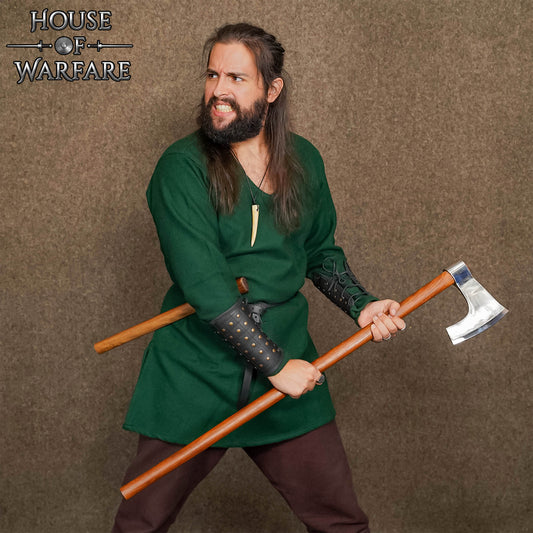 Brazales Medievales de Cuero con Remaches de Latón con Cordón de Cuero - Guardabrazos para Larp, Sca y Disfraces de Fantasía - Imagen 2