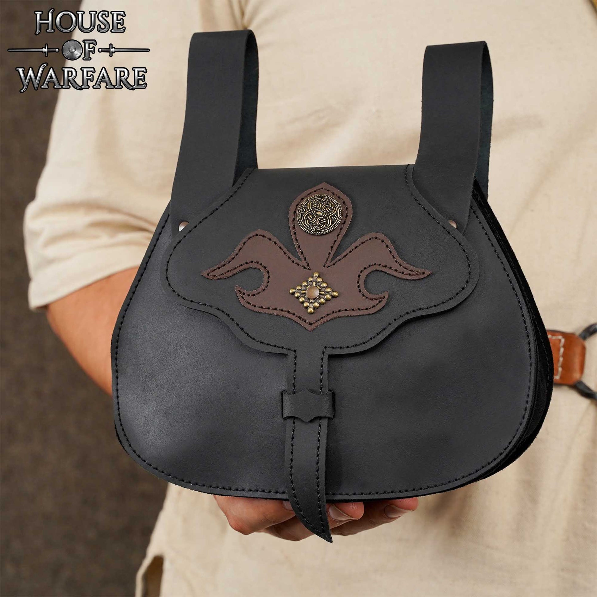 Riñonera Medieval de Cuero con Apliques y Remaches - Estilo Medieval Tardío - Imagen 1
