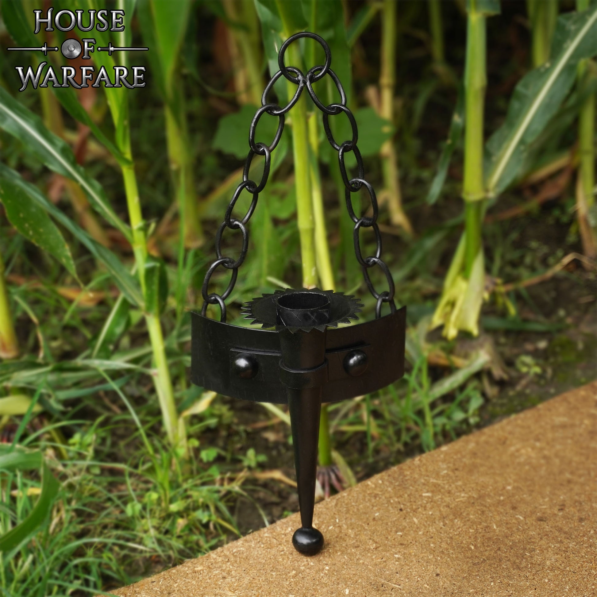 Candelabro Medieval con Cadena de Hierro Forjado a Mano - Imagen 9